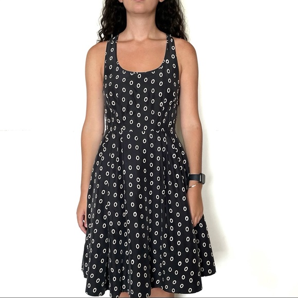 Club Monaco Navy Blue with Beige Silk Circle Dress with Pockets - Picture 6 of 6